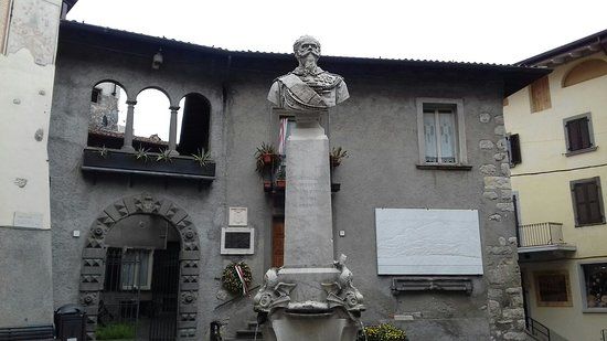 Piazza Vittorio Emanuele II